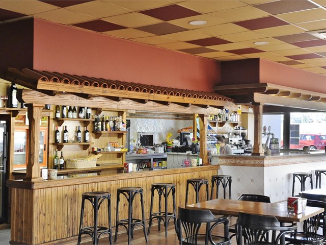 ¿Vienes de viaje y necesitas un baño impecable? Visita nuestras áreas de servicio en Vilagarcía, Pontevedra, A Estrada y Ponte Caldelas